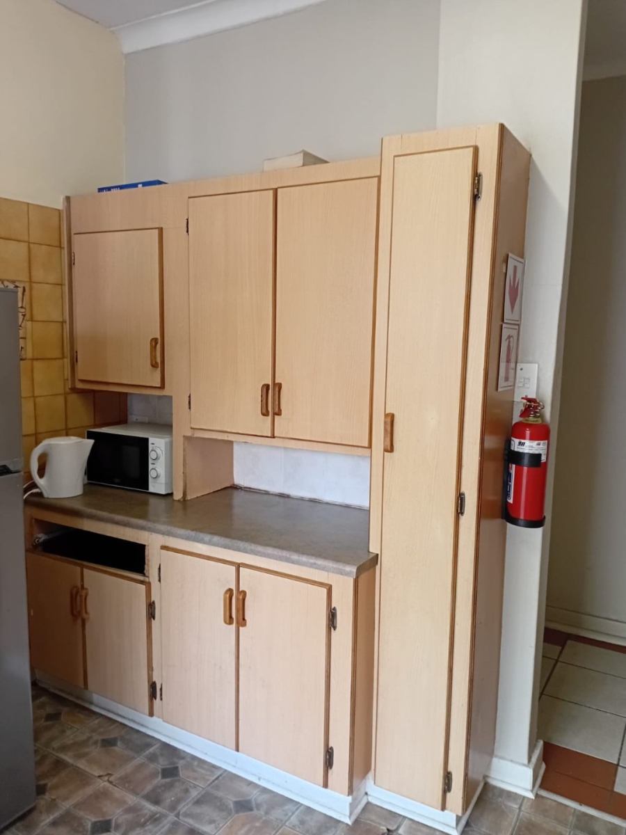 6 Bedroom Property for Sale in Park West Free State